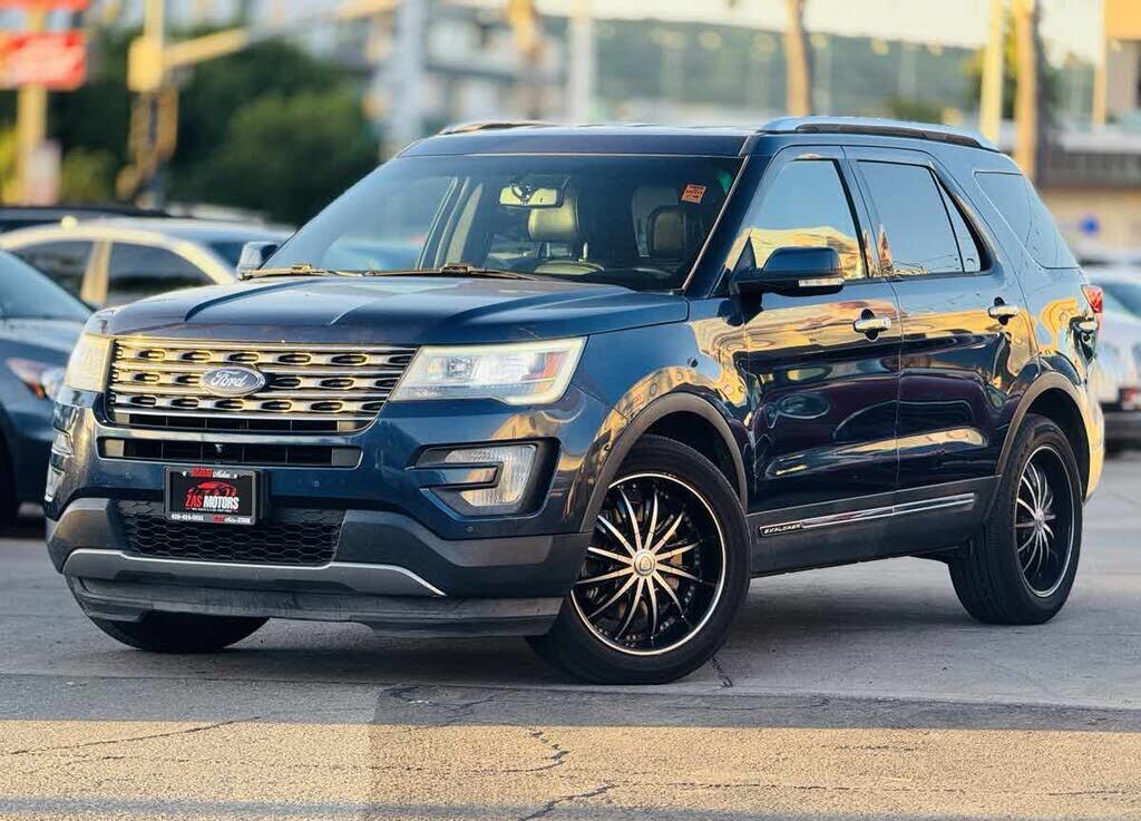 2016 FORD Explorer
