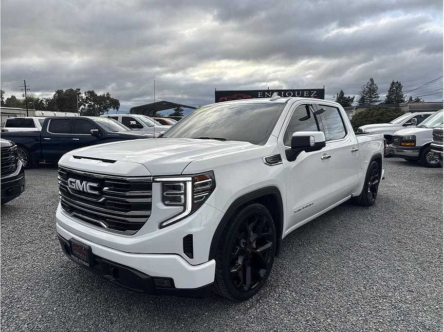 2025 GMC Sierra