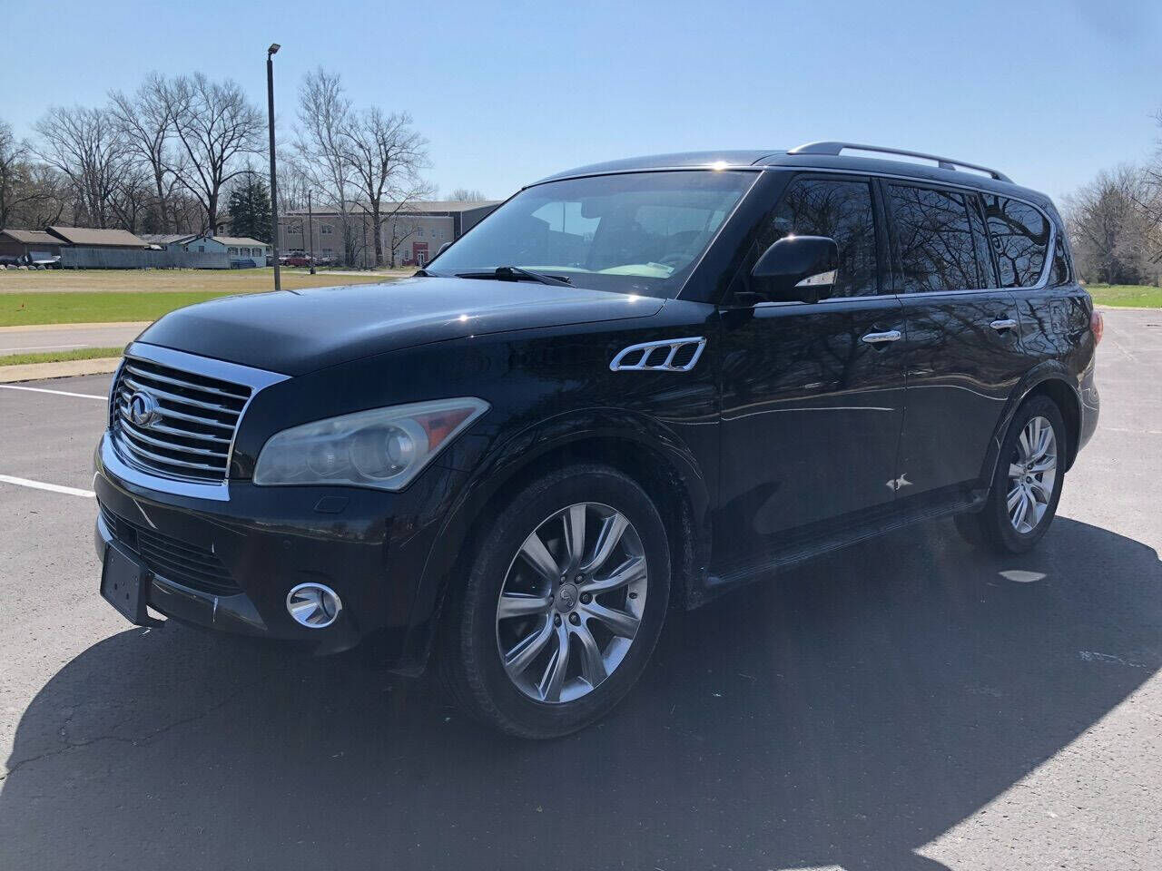 2012 INFINITI QX56