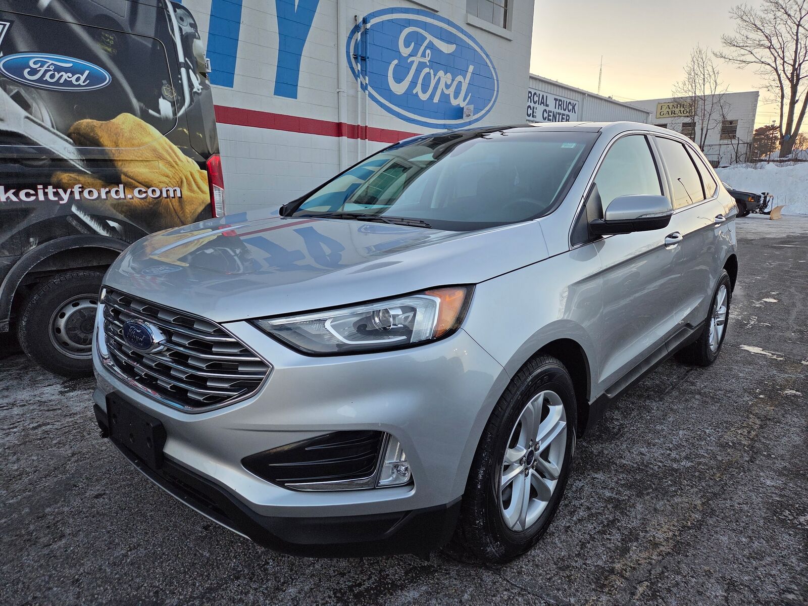 2019 FORD Edge