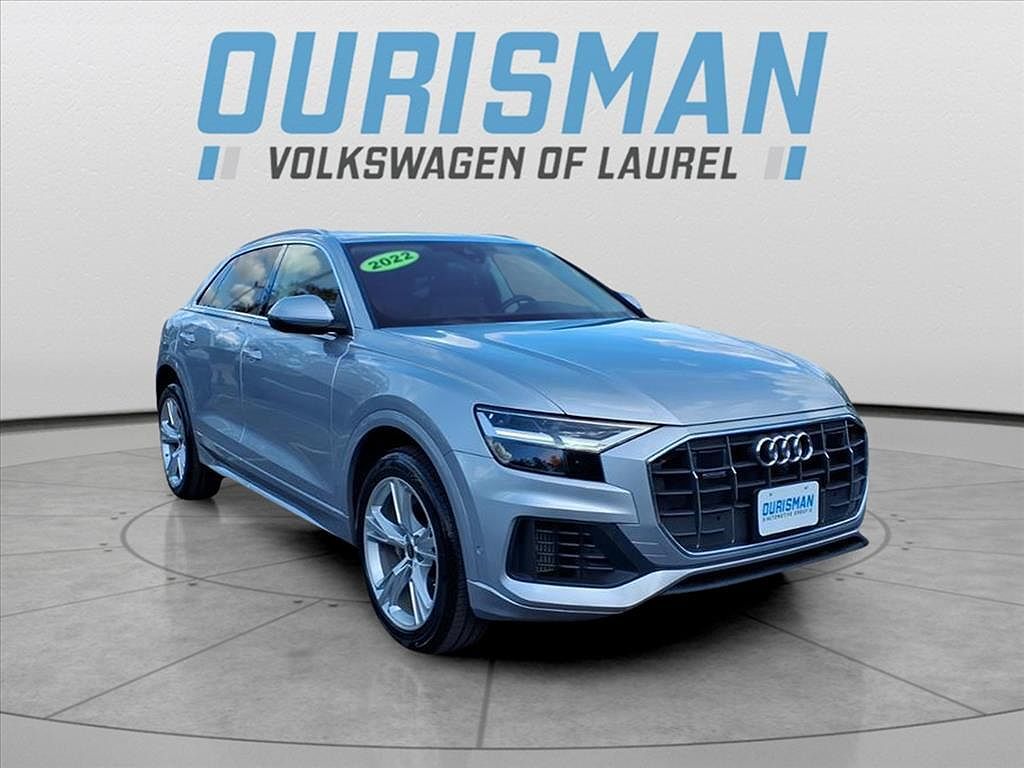 2022 AUDI Q8