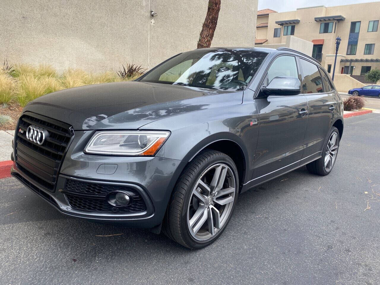 2016 AUDI SQ5
