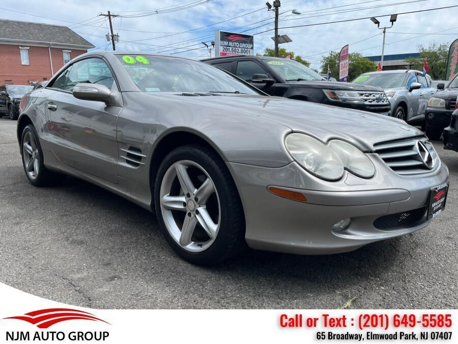 2004 MERCEDES-BENZ SL-Class