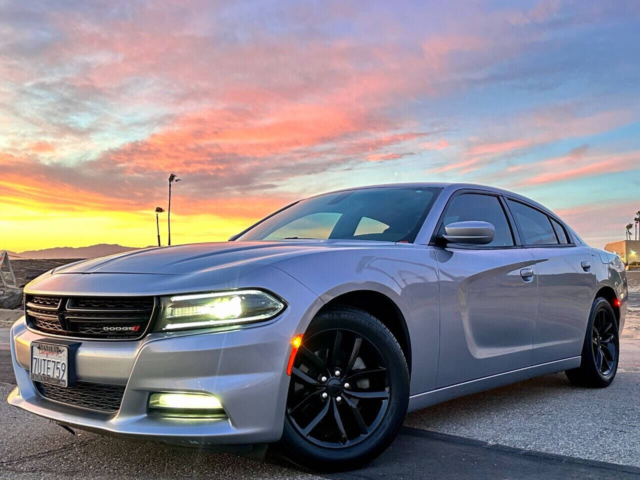 2016 DODGE Charger
