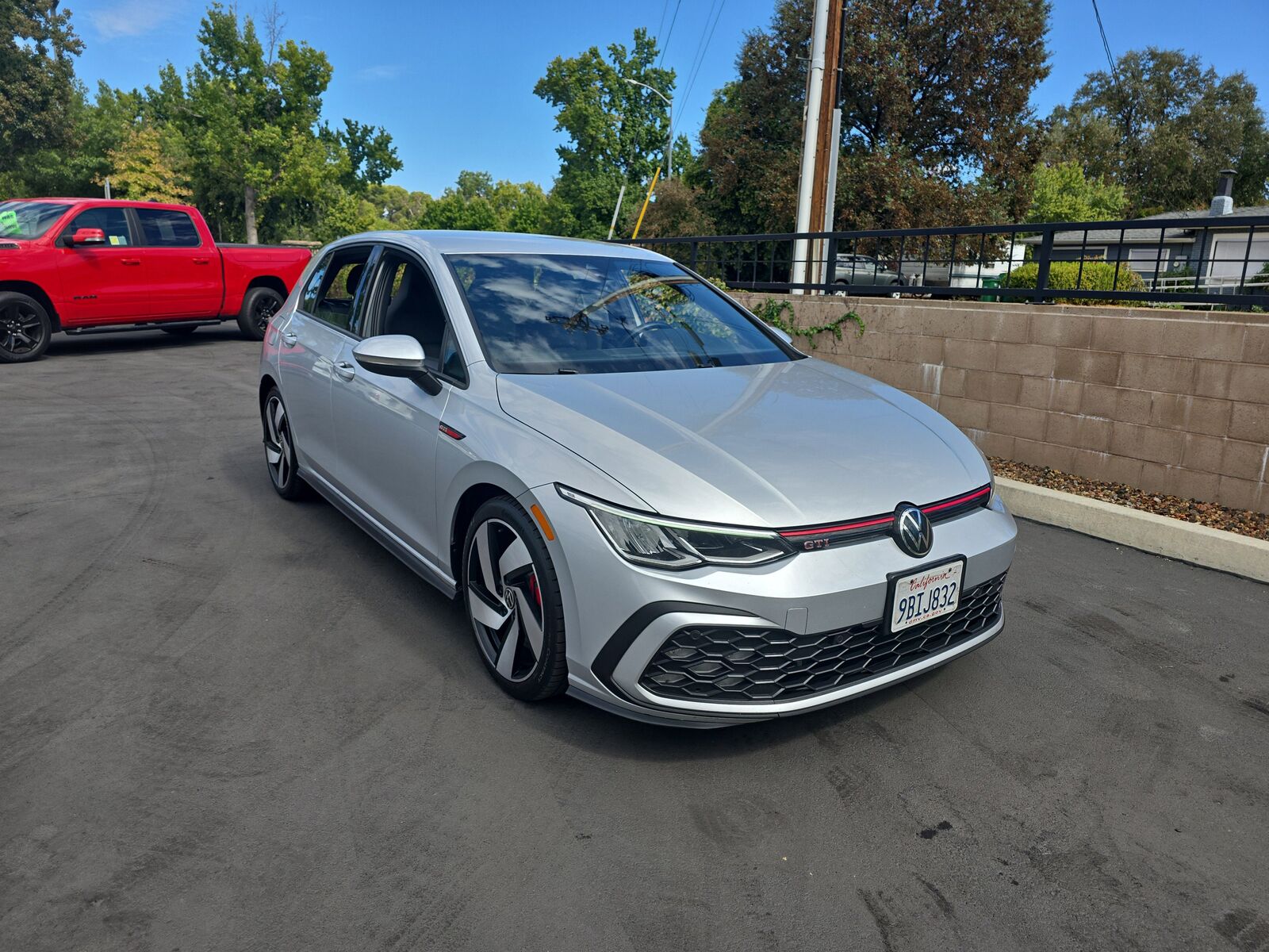 2022 VOLKSWAGEN Golf GTI