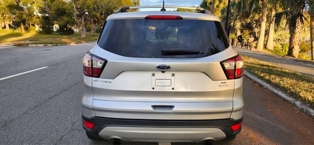 2018 FORD Escape