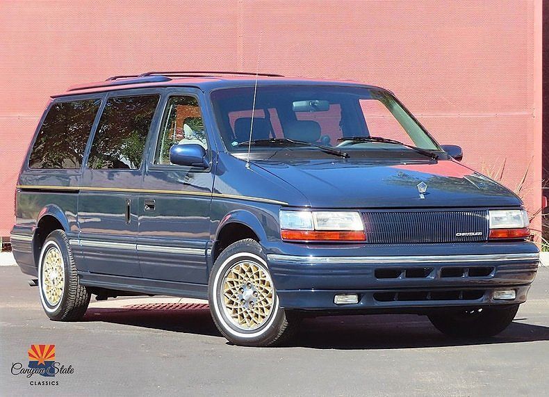 1995 CHRYSLER Town and Country