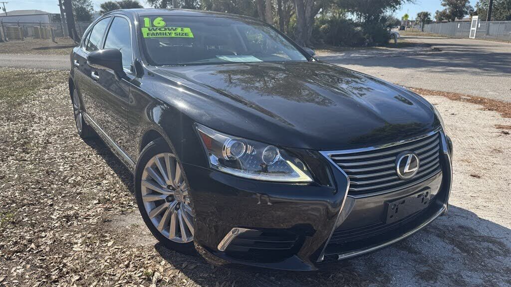 2016 LEXUS LS
