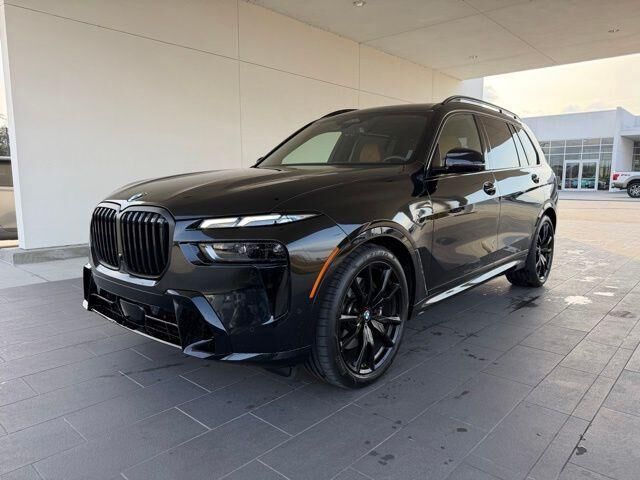 2025 BMW X7