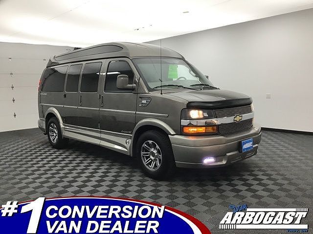 2023 CHEVROLET Express