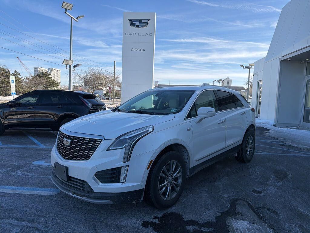 2022 CADILLAC XT5