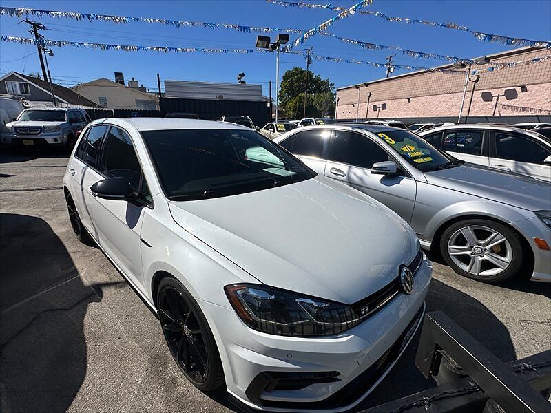 2019 VOLKSWAGEN Golf R