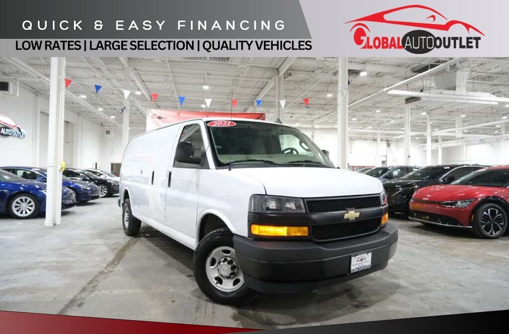 2021 CHEVROLET Express