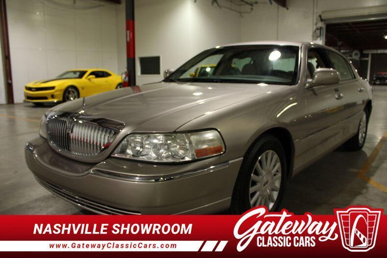 Lincoln Town Car