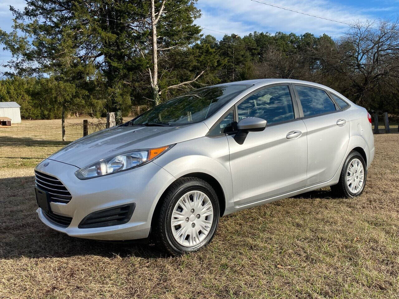 2015 FORD Fiesta