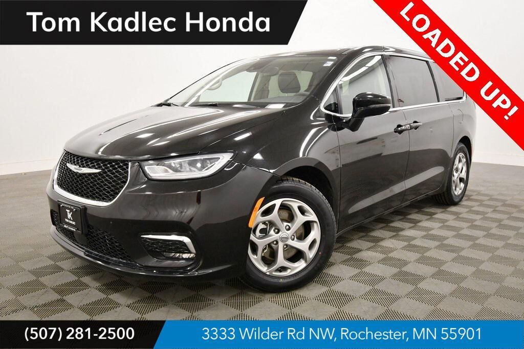 2024 CHRYSLER Pacifica