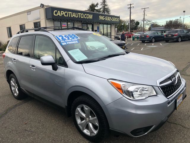 2015 SUBARU Forester