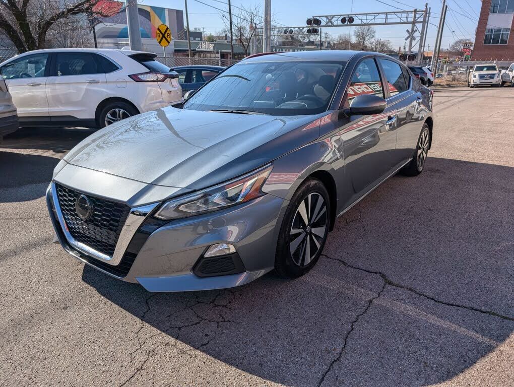 2022 NISSAN Altima