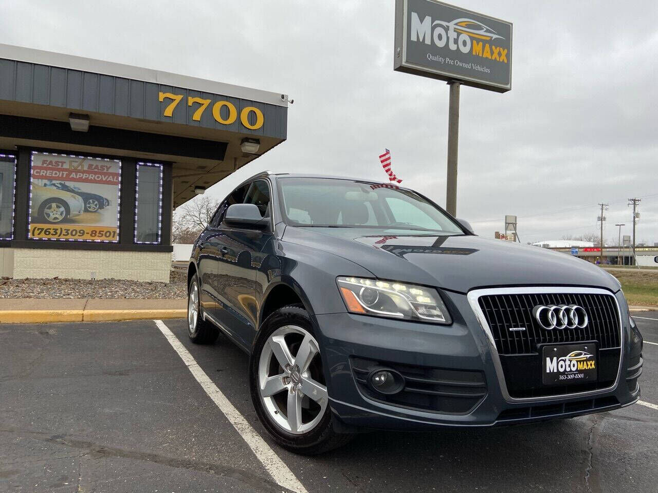 2009 AUDI Q5