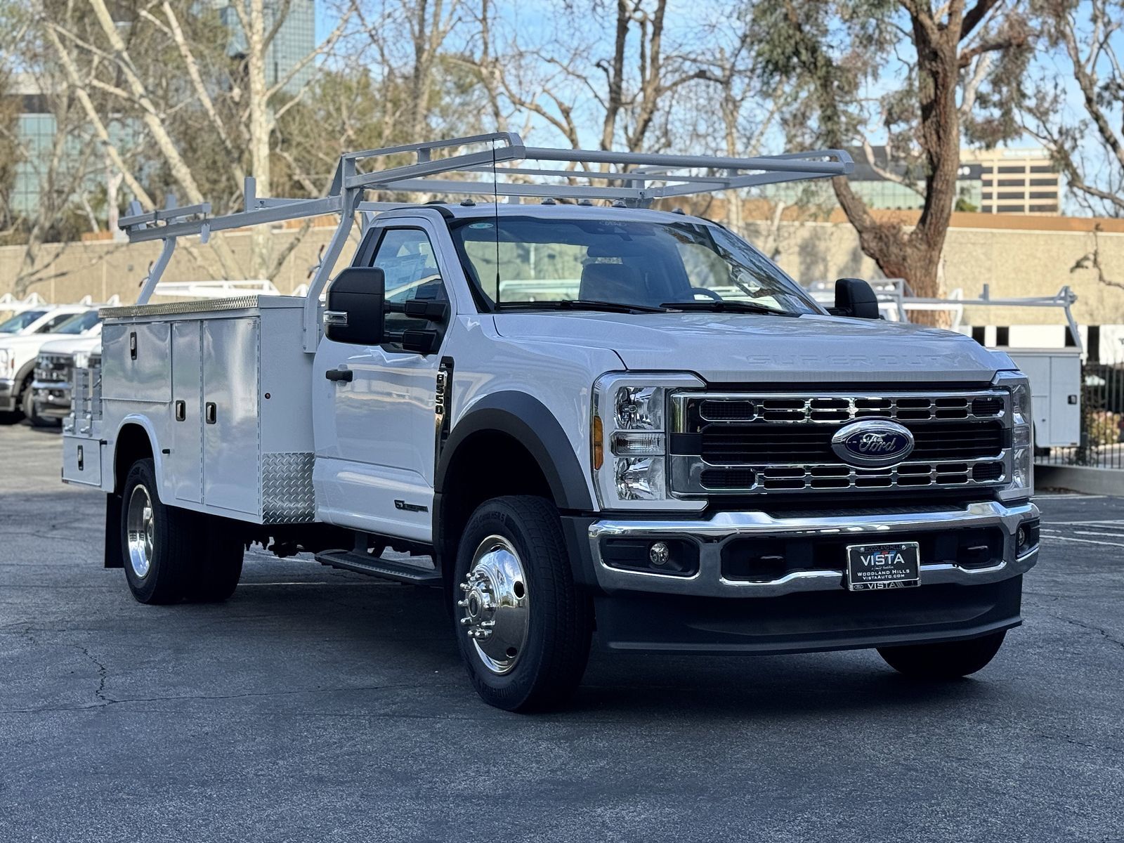 2024 FORD F-550