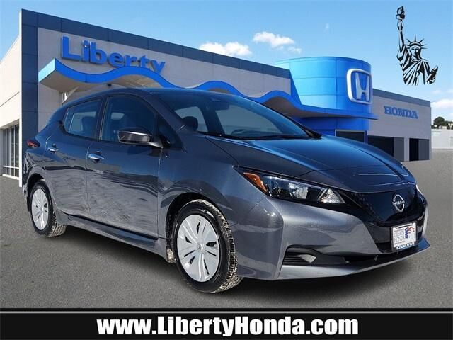 2023 NISSAN Leaf