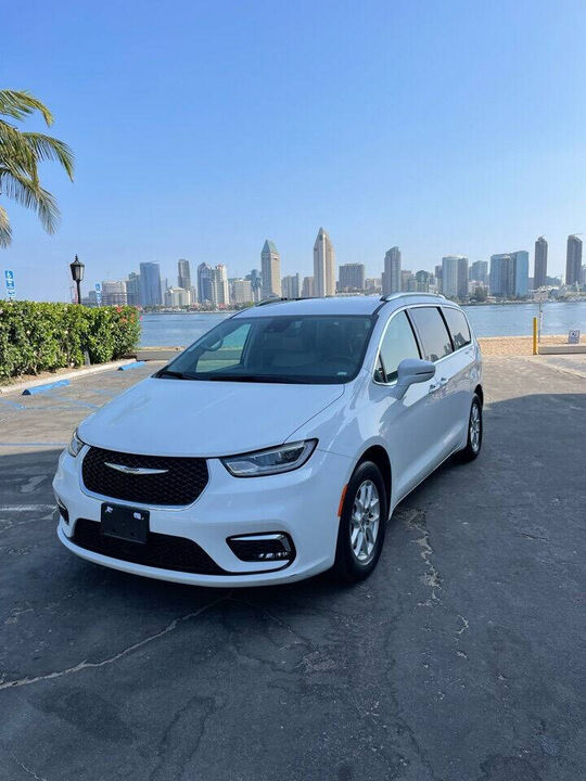 2021 CHRYSLER Pacifica