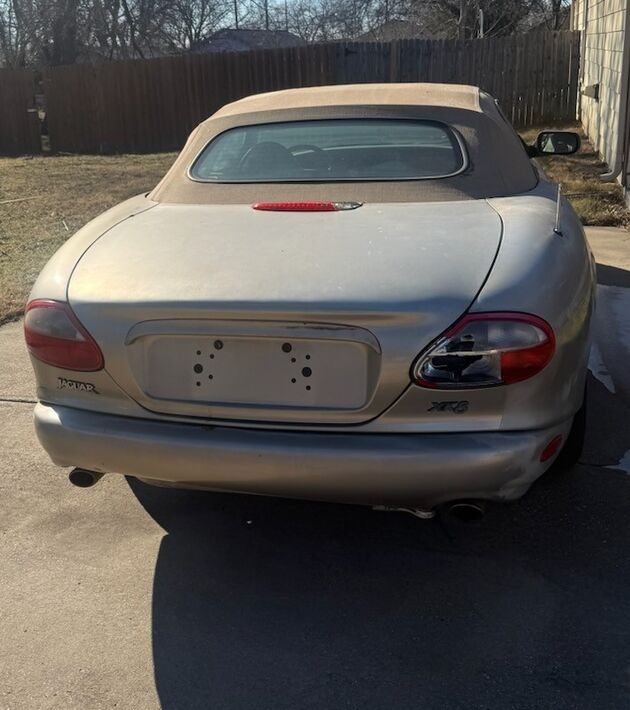 Jaguar XK8