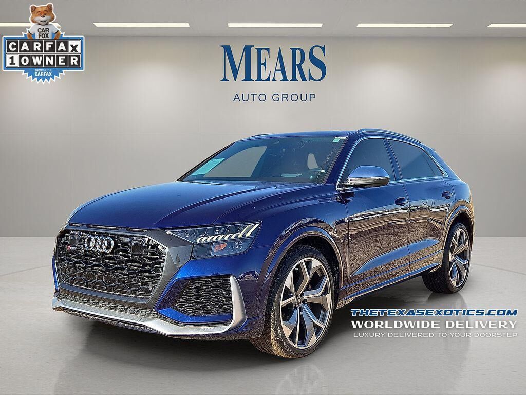 2024 AUDI RS Q8