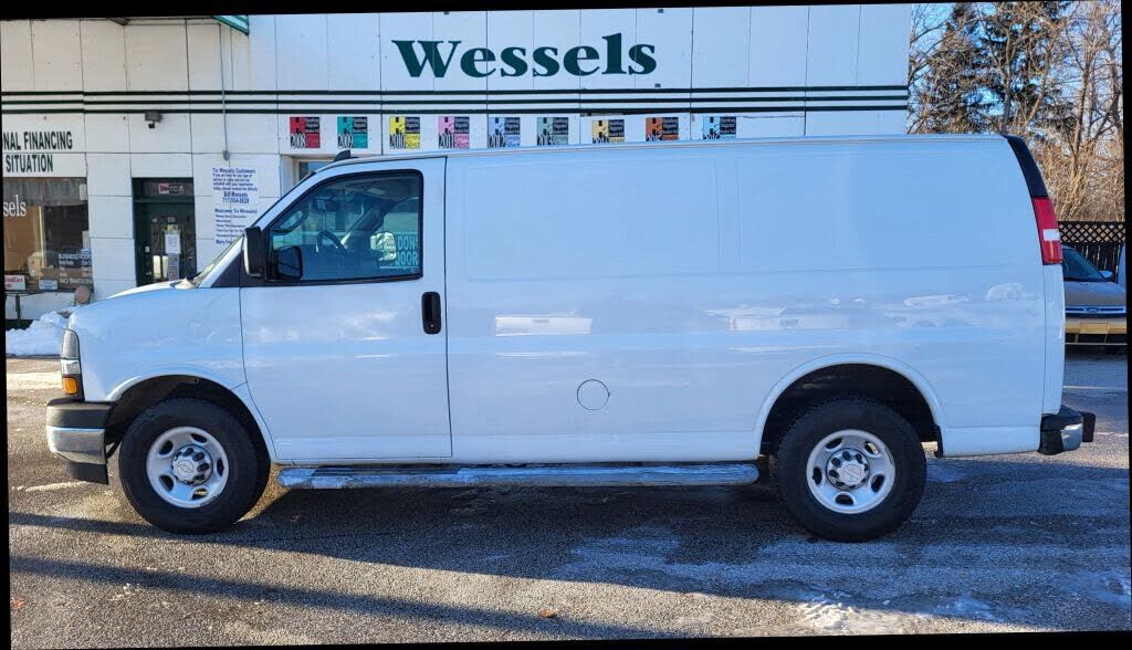 2019 CHEVROLET Express