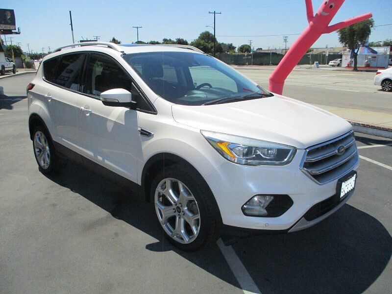 2017 FORD Escape