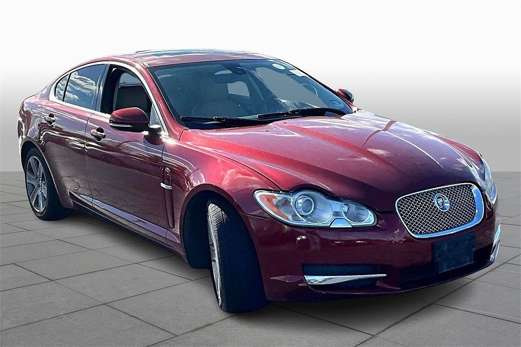 2011 JAGUAR XF