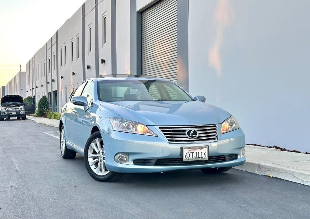 2012 LEXUS ES