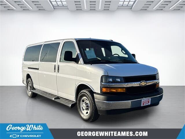 2023 CHEVROLET Express
