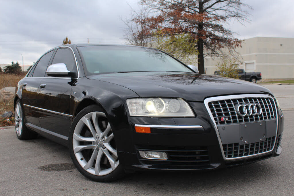 Audi S8