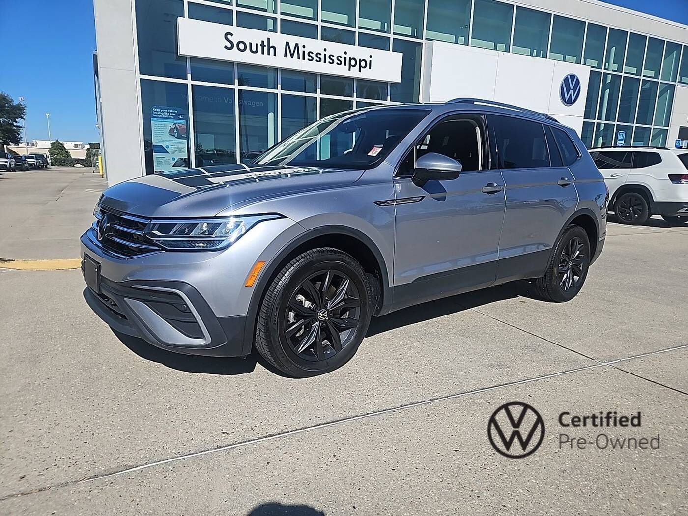 2024 VOLKSWAGEN Tiguan