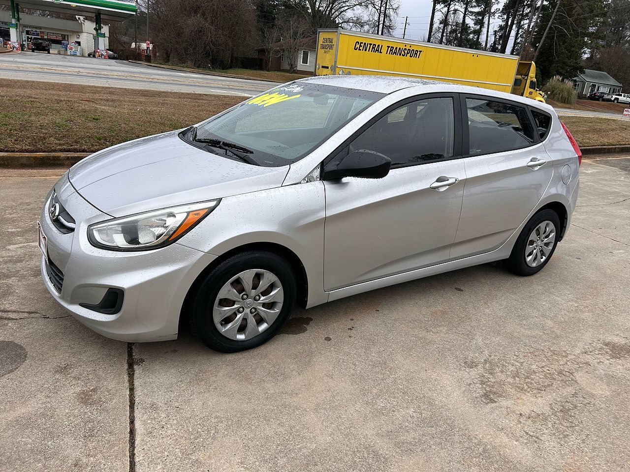 2016 HYUNDAI Accent
