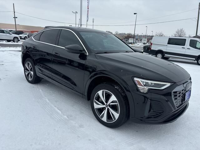 2024 Audi Q8