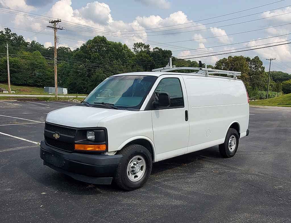 2017 CHEVROLET Express