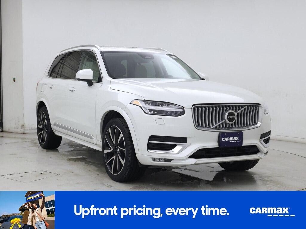 2023 VOLVO XC90