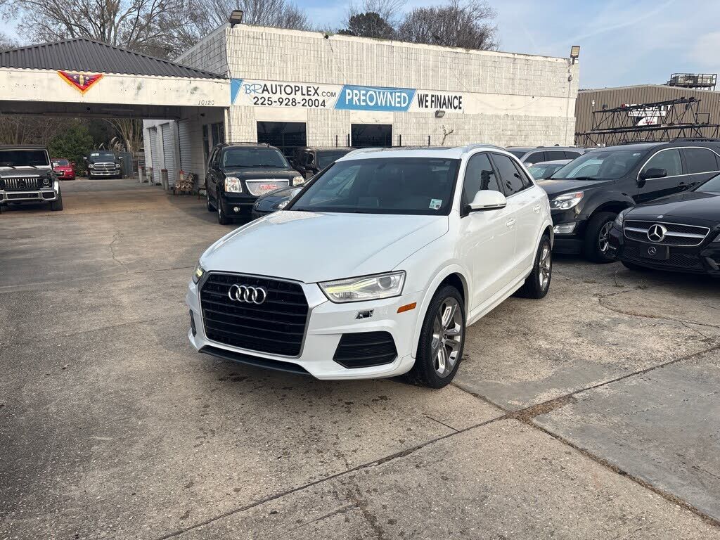 2016 AUDI Q3