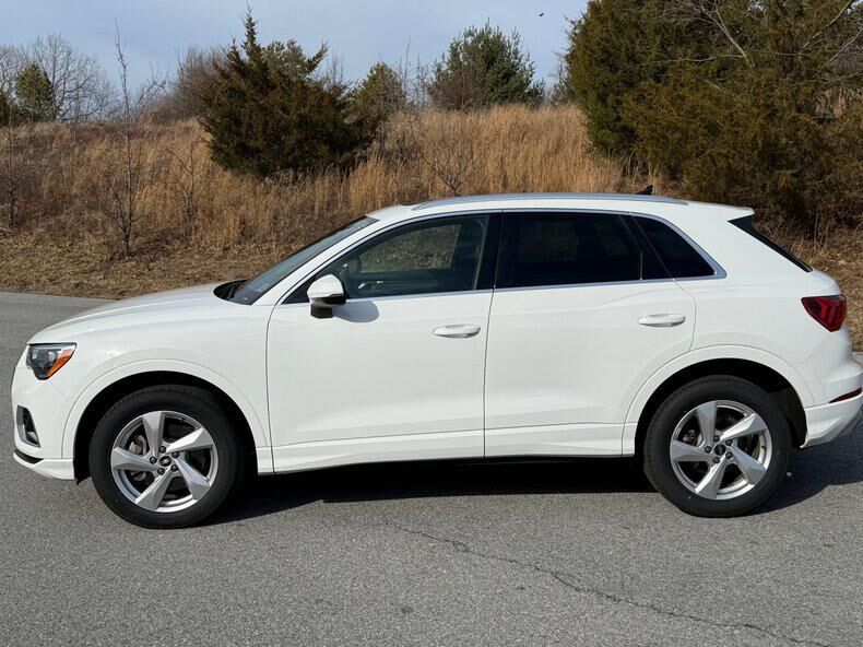 2022 Audi Q3