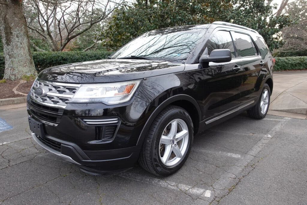 2018 FORD Explorer