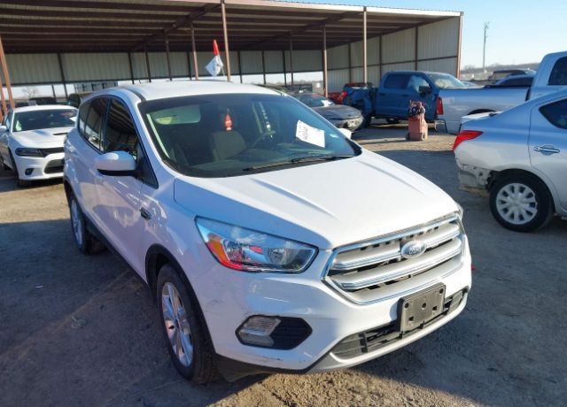 2017 FORD Escape