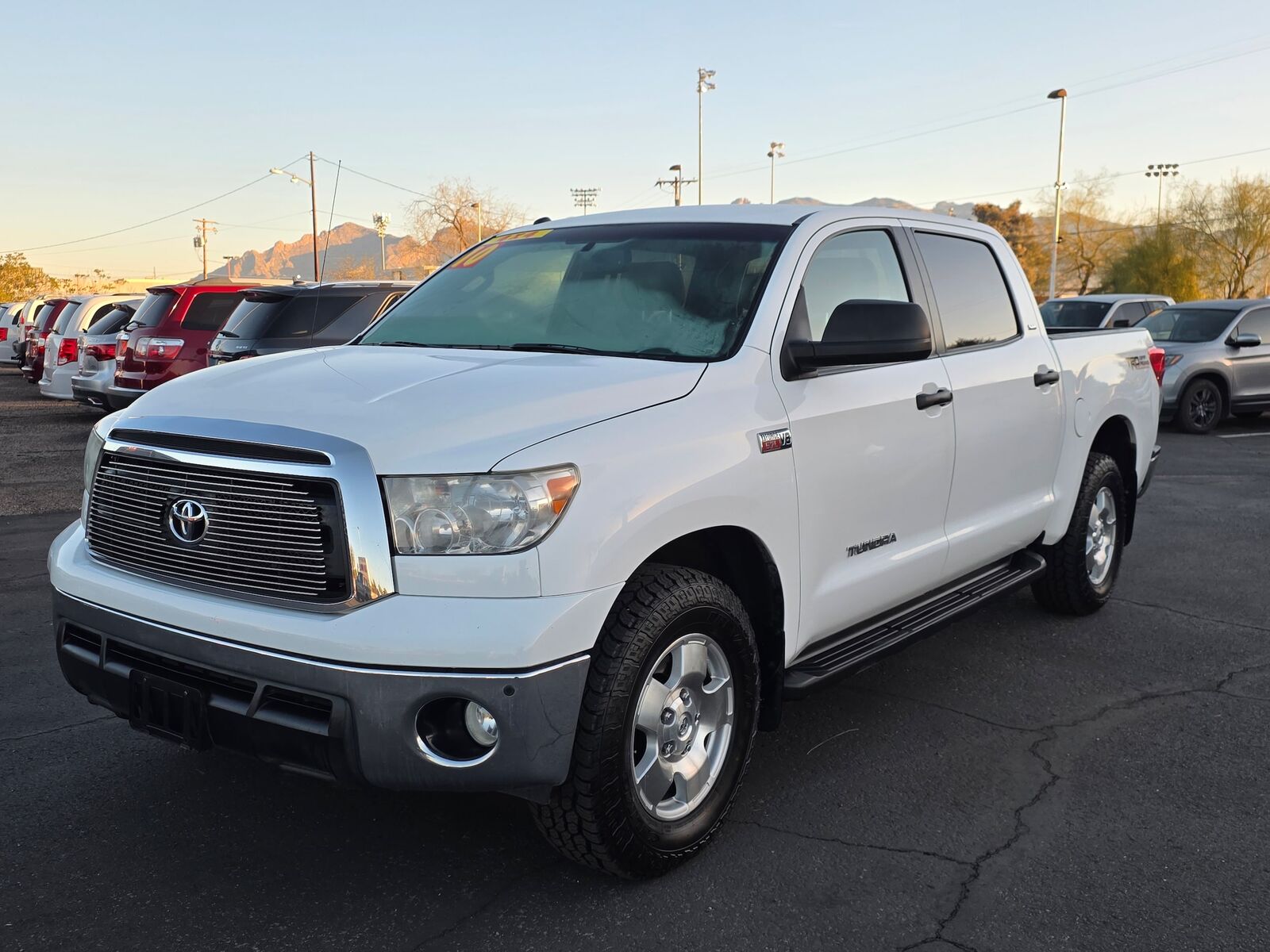 2010 TOYOTA Tundra