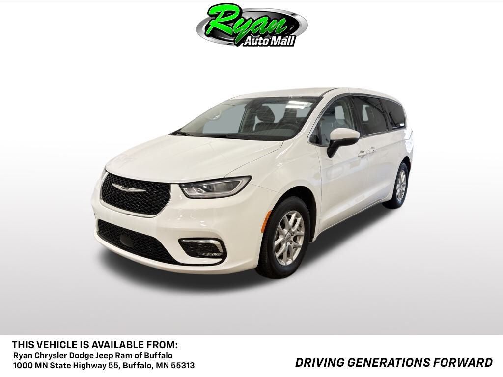 2023 CHRYSLER Pacifica