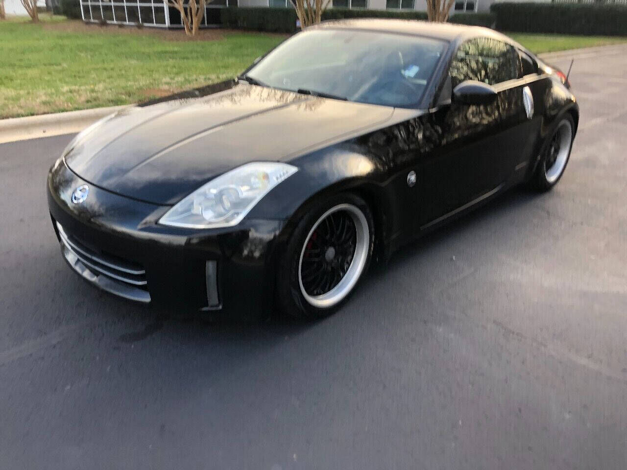 2006 NISSAN 350Z