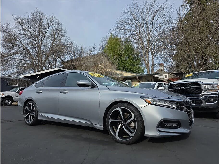 2018 HONDA Accord
