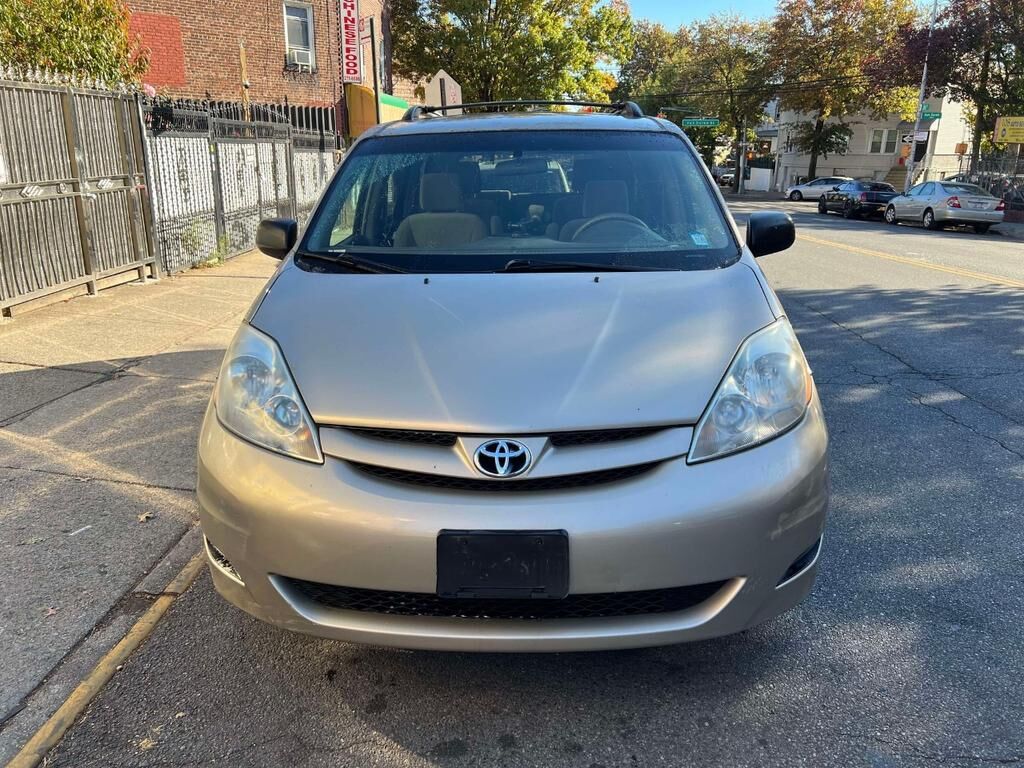 2007 TOYOTA Sienna