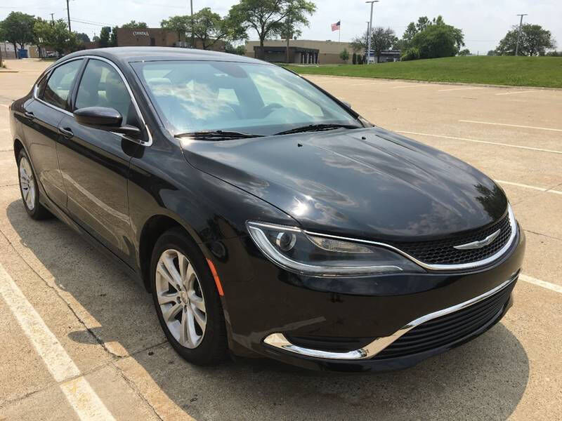 2015 CHRYSLER 200