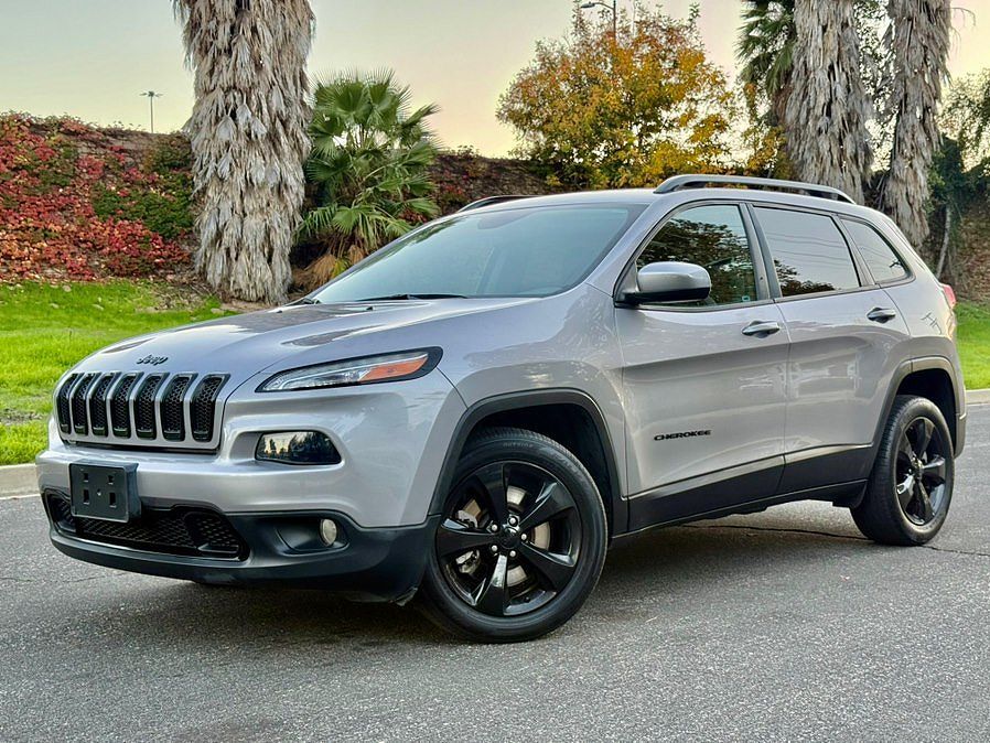 2018 JEEP Cherokee